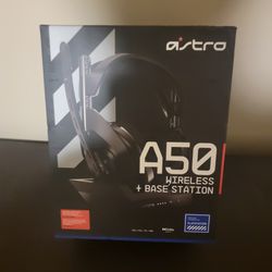ASTRO A50 WIRELESS + BASESTATION Brand New