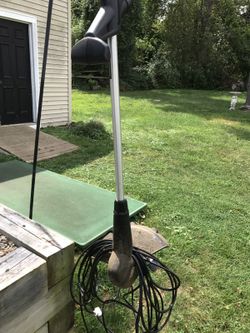 Black and Decker electric trimmer with cord