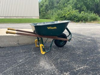TrueTemper EZ 2-handle heavy duty steel wheel barrow