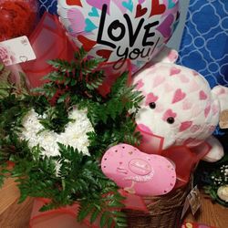 Heart Arrangements For Valentine Day
