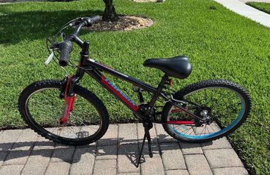 Nishiki Pueblo 24” Bicycle Black/Red Mountain Bike