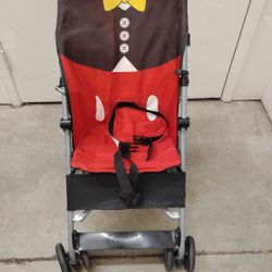 UMBRELLA STROLLER/ $5