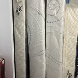 Queen Memory Foam Mattress And Box Spring