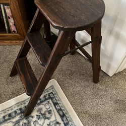 Antique stepstool