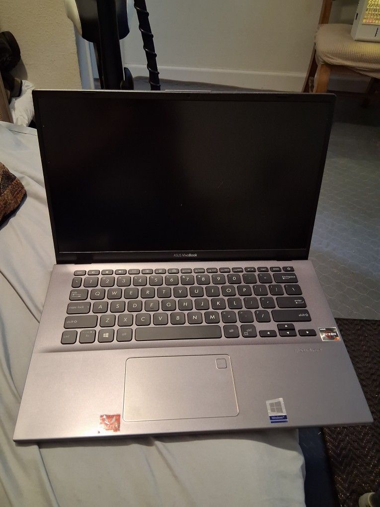Laptop Ryzen 7