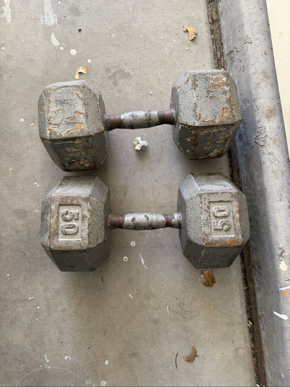Set Of 50lb Dumbbells 