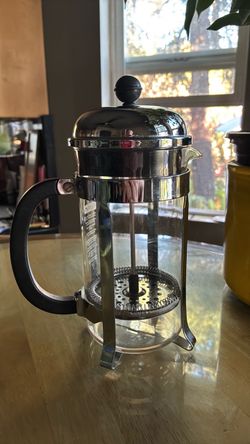 COFFEE AND TEA PRESS