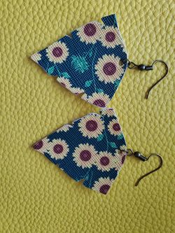Handmade earrings 🌻