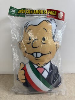 Amlohada Amlo Gigante Minis Parlante 10” NEW!!!