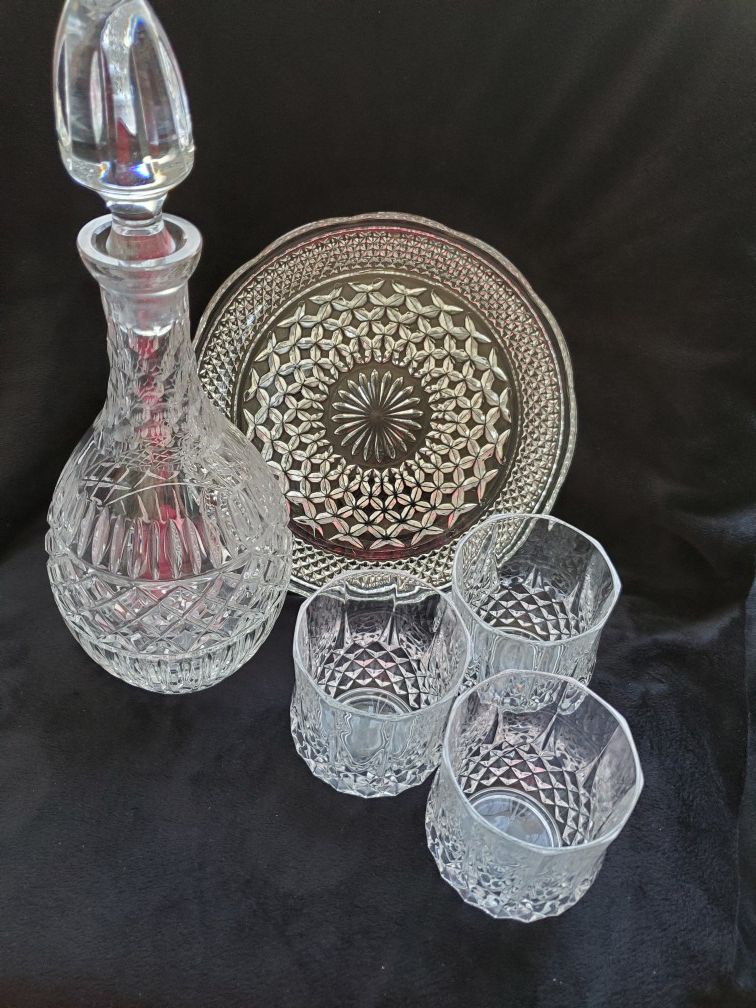 Whysky decanter and goblets