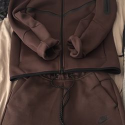 Nike Tech, Read Description! 