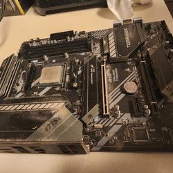 MSI AM4 DDR4 Motherboard