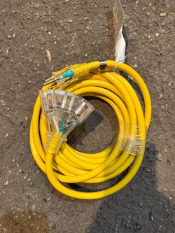 Extension cord 25 Ft. 12/3  Guage.