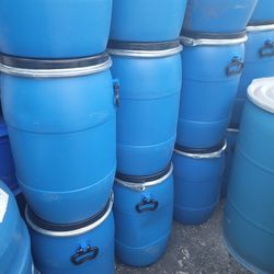 Small drums, 15 gallons