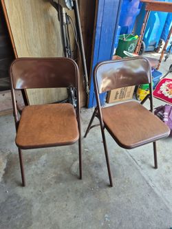 Folding chairs