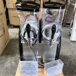 Dual 2.6 gallon frozen beverages machine
