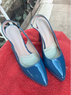 Zapatos semi nuevos