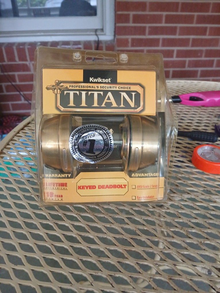 Kwikset Keyed Deadbolt