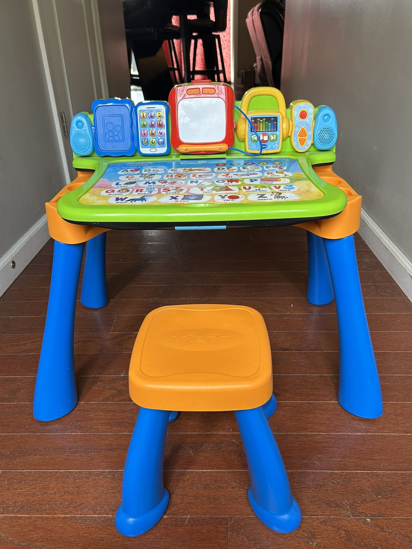 Vtech Touch And Learn Activity Desk