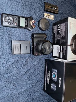 Cannon EOS R50 V (with 79” tripod & accessories)