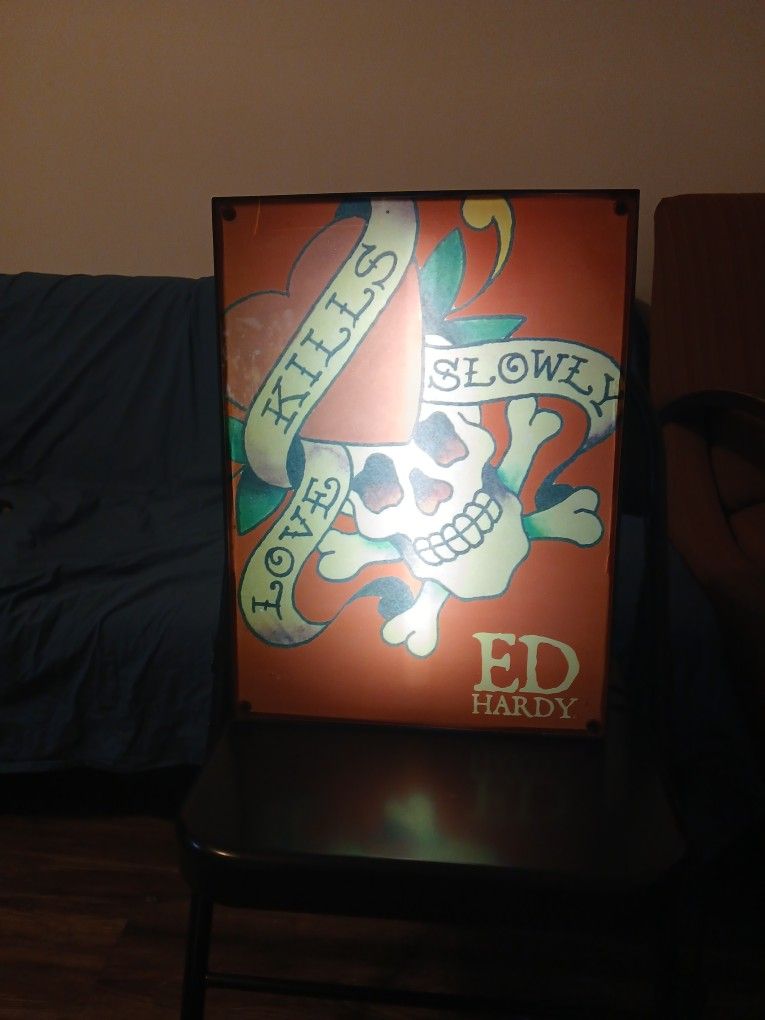 Vintage  ED Hardy LOVES KILLS SLOWLY LIGHT BOX