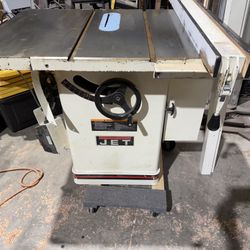 Jet 10” Cabinet Saw. 