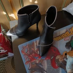 Nic Boots For Work Or Going Out Size 8.5 Vary Nice Prize Went Down 50.00