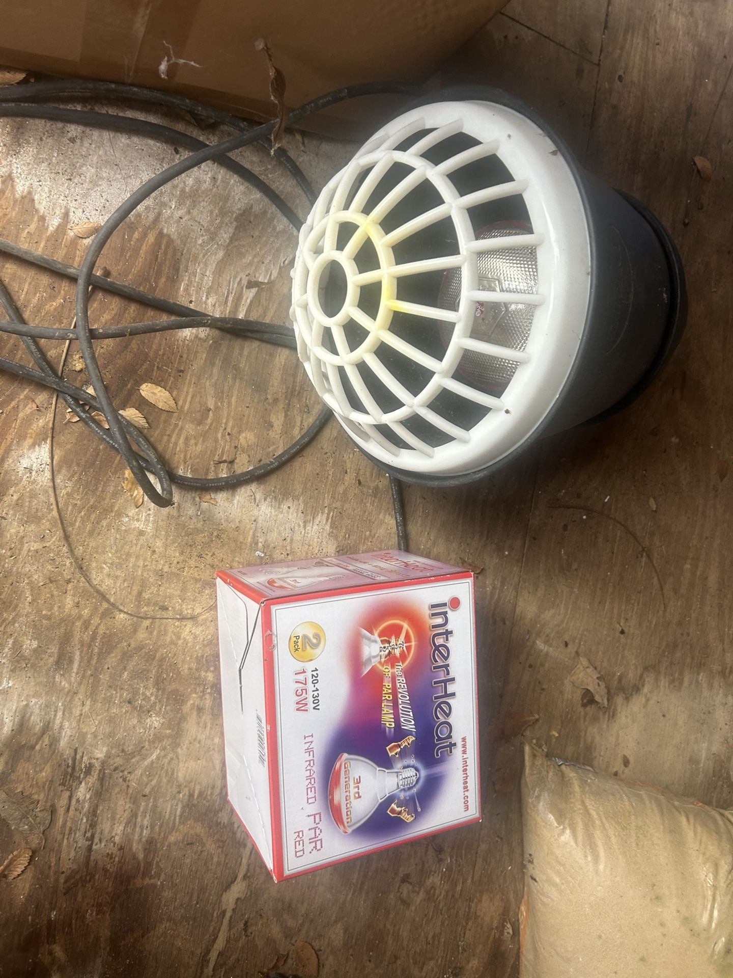 Premier 1 Heat Lamp And Bulb