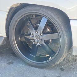 24in Rims Chevy/GMC 6 Lug
