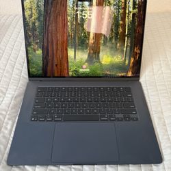 2025 MacBook Air M4 15-Inch