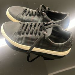 Burberry Shoes Size 10.5 