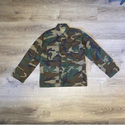 Urban Outfitters Vintage Camo Jacket
