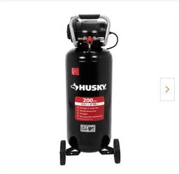 Husky Compressor 30 Gal With Hoses