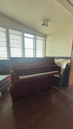 Upright Acoustic Piano Walnut Finish