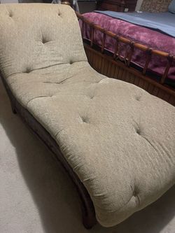 Chaise chair