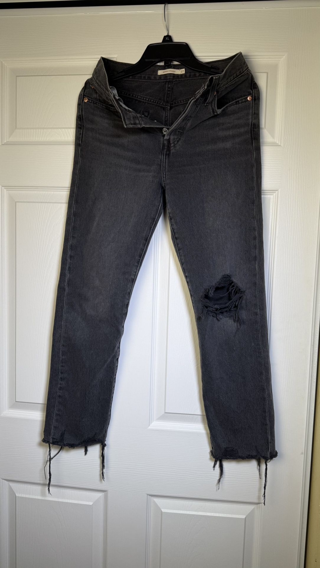 Levi’s Wedgie Straight Jeans - Size 27 - Black Denim