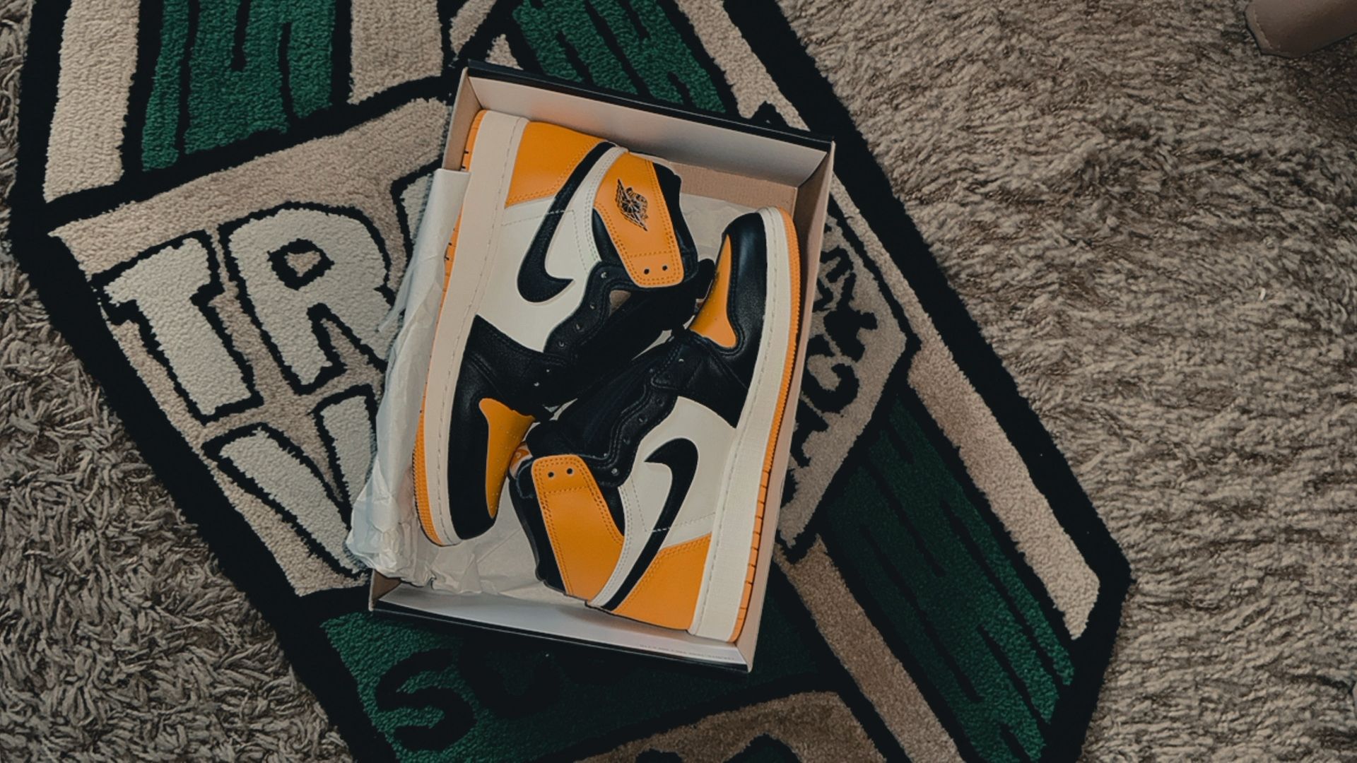Jordan 1 Taxi Size 6y Brand New