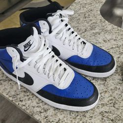 Nike Court Vision Mids