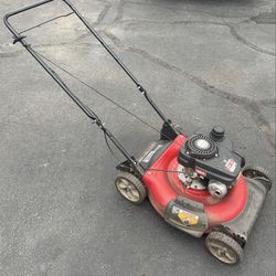 Yard Machines Push Lawn Mower 21”