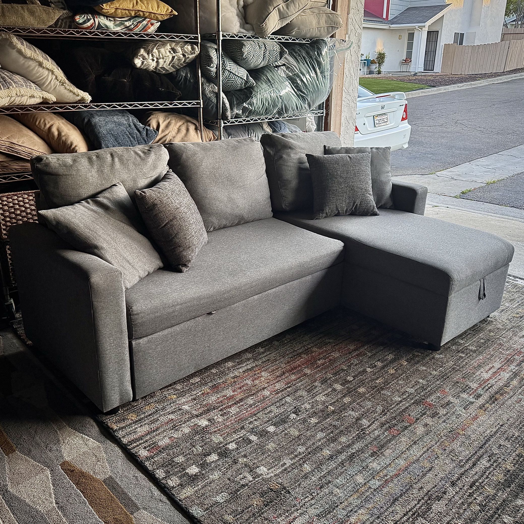 Modern Gray Sleeper Sectional Sofa with Reversible Chaise