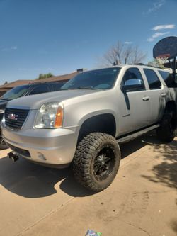 2011 GMC Yukon