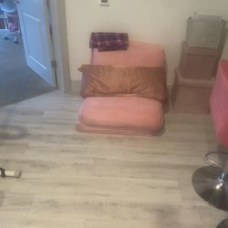 Floor Couch $3