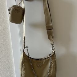 Prada Re-Edition 2005 Re-Nylon bag