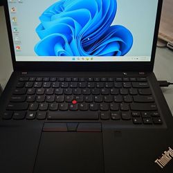 Lenovo ThinkPad T490S (Touchscreen)