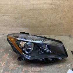 2014-2018 Mercedes Benz Cla250 Right Passenger Side Halogen Headlight