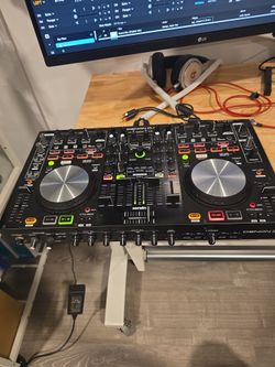 Denon DJ MC6000 MK2