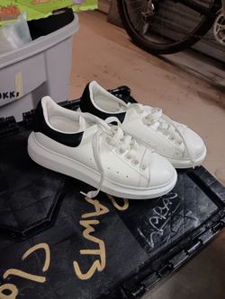 Ale Andeŕ McQueen Tenny Shoes