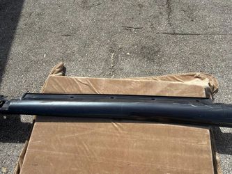 10-16 Mercedes W212 E350 Sedan Right Skirt Rocker Panel 755 Color Steel Grey