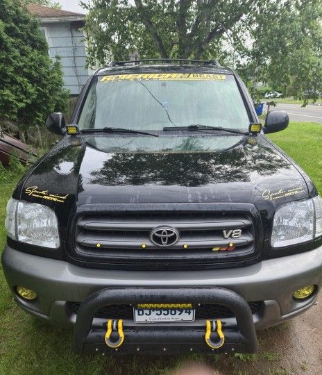 2004 Toyota Sequoia