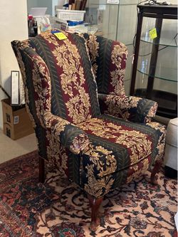 Vintage Floral Wingback Accent Chair